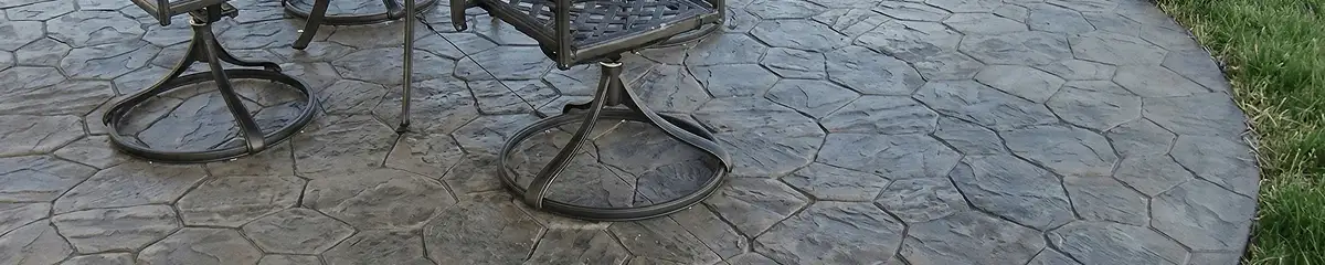 Garden relaxation area with professionally installed stone flooring in Albuquerque NM
